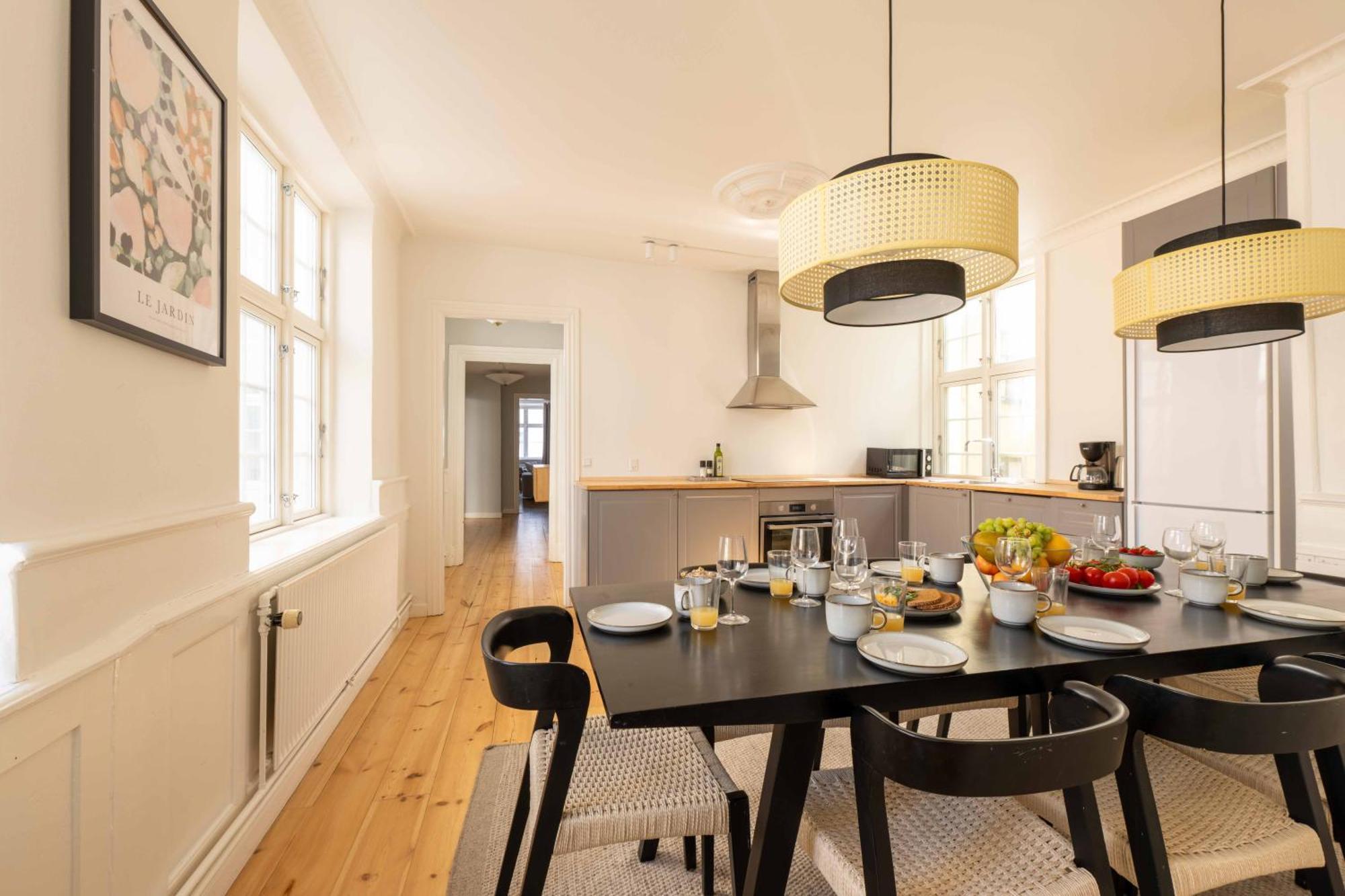 Big 4 Bedroom With Bathtub By Cph Hall Square Apartment Kopenhagen